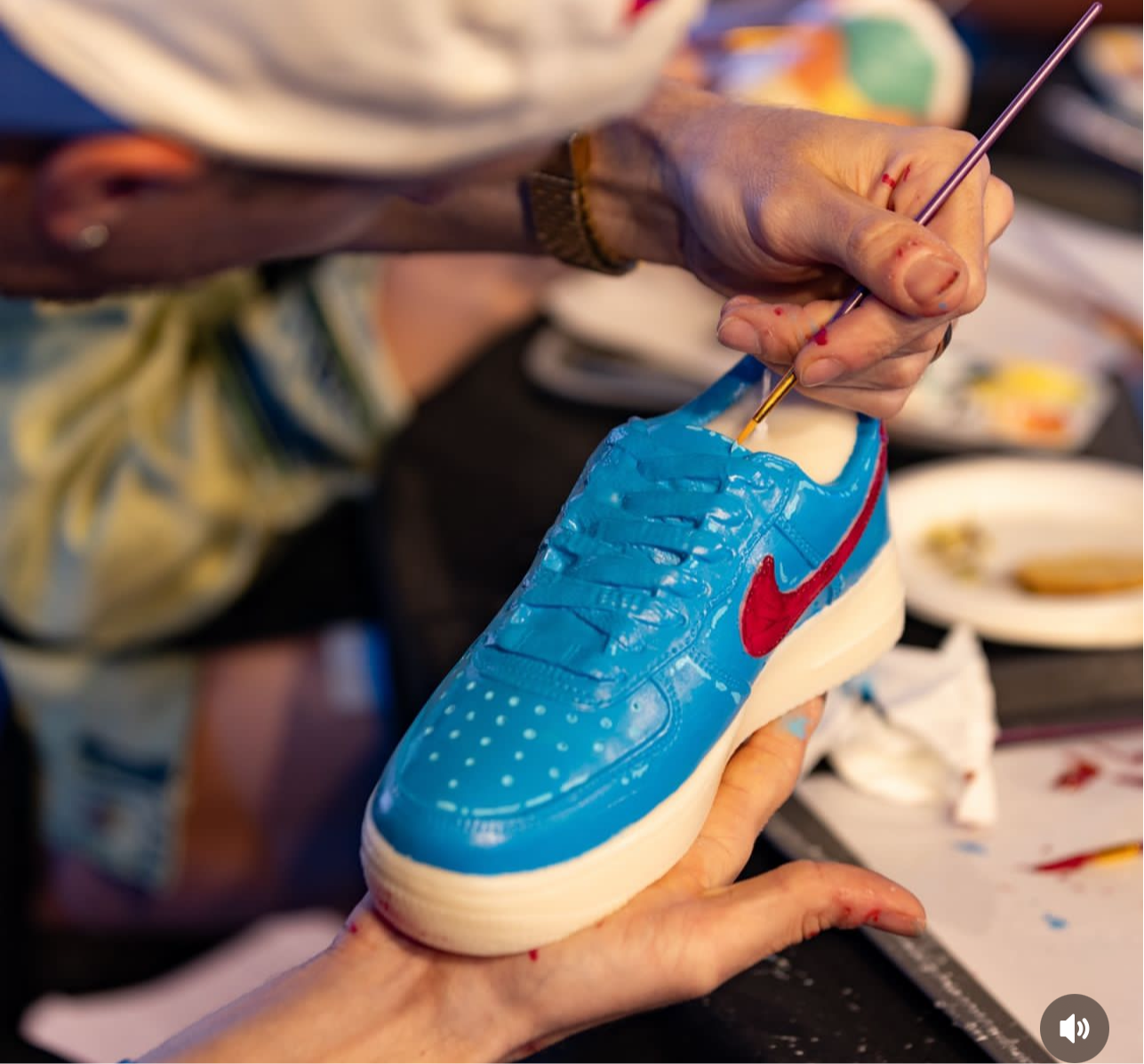 AF Sneaker w/ PAINT KIT