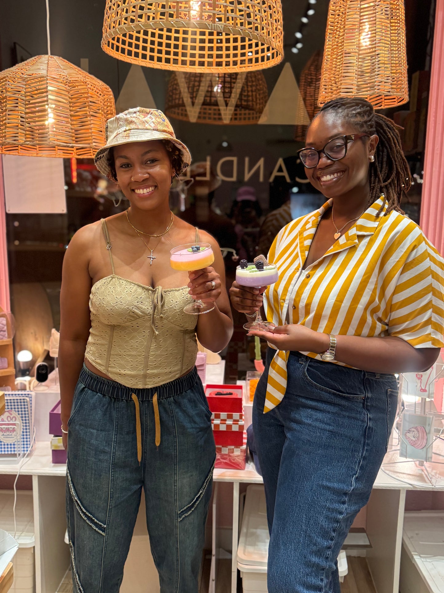 Martini Candle Workshop + Bubbly included🍸