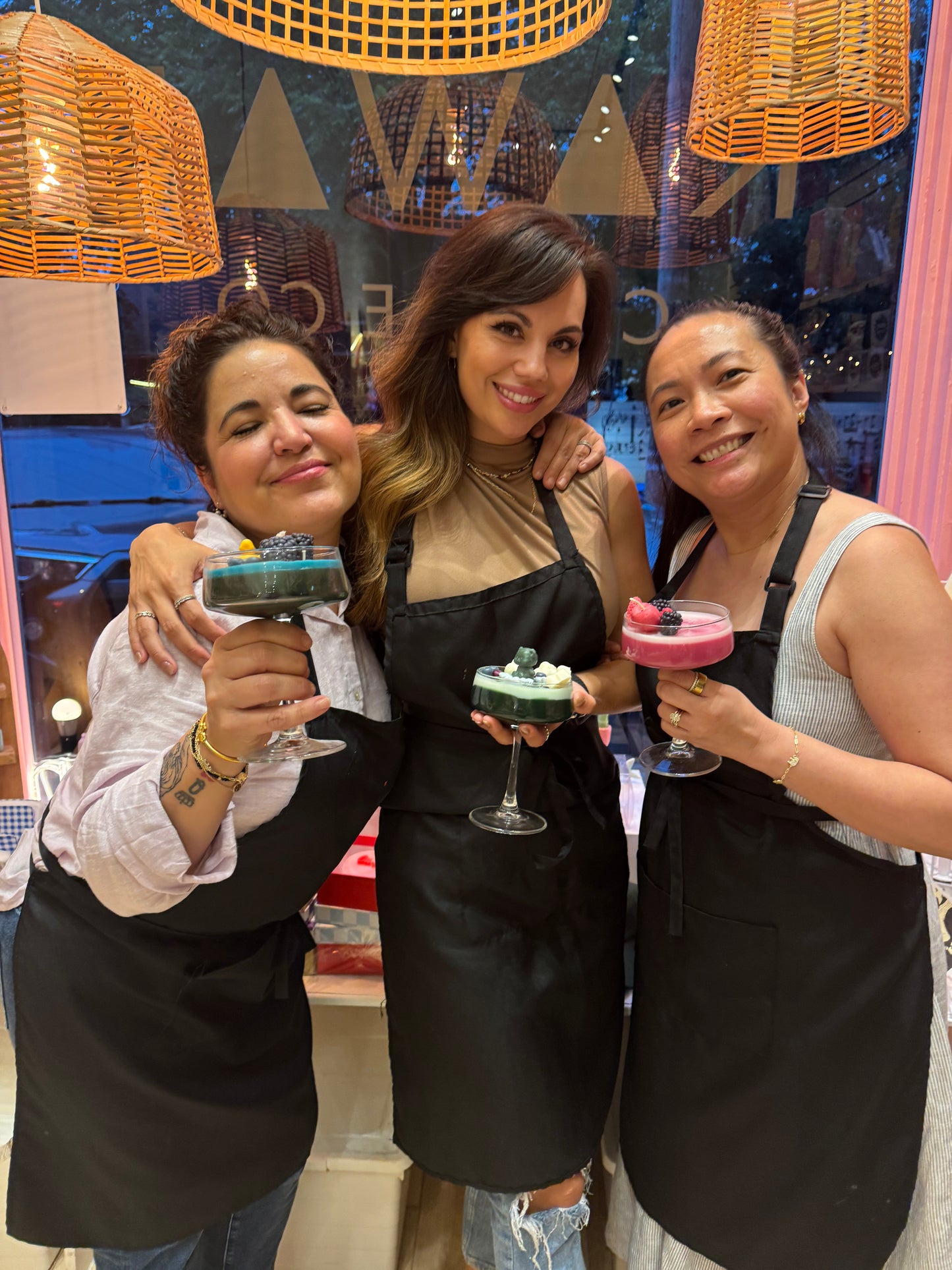 Martini Candle Workshop + Bubbly included🍸